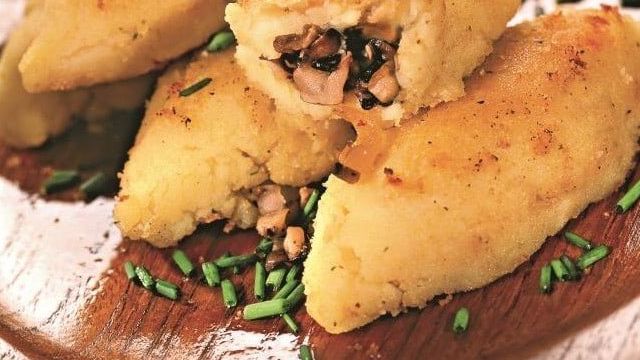 Зразы картофельные с грибами — пошаговые рецепты с фото. Самые вкусные и быстрые рецепты