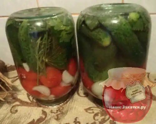 Ассорти из огурцов и помидоров на зиму самый вкусный рецепт