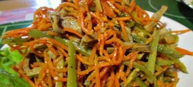 Салат с спаржей и корейской морковью